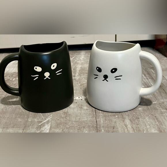 Grumpy and Sleepy black and white cat mugs - Picture 1 of 6